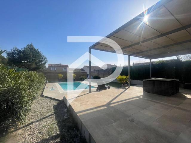 LAURIS Villa env.109 m² hab sur terrain d'env. 466 m² avec pi