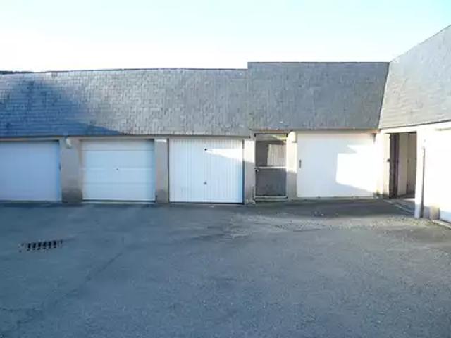 Laval 53000 Location parking au dernier étage
