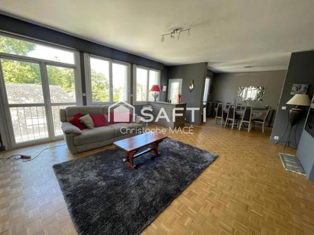 Laval Centre ville Appartement T6 145 m2