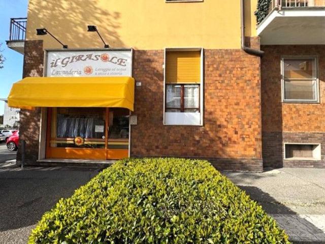 Lavanderia Tintoria in vendita a Tortona