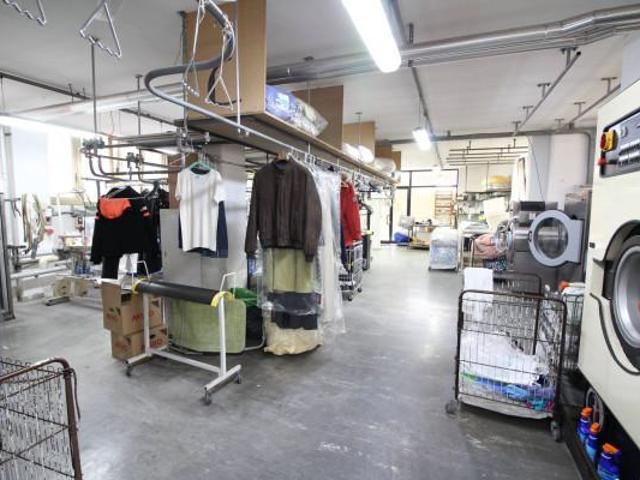 Lavanderia Tintoria in vendita a Empoli
