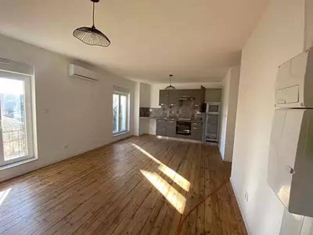 Lavardac 47230 Location appartement 3 pièces t3 au dernier étage