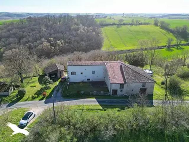 Lavaur 81500 Achat / Vente maison 5 pièces t5 au dernier étage parking