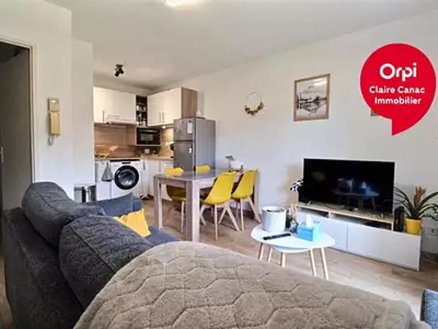 Lavaur 81500 Location appartement 2 pièces t2 piscine balcon