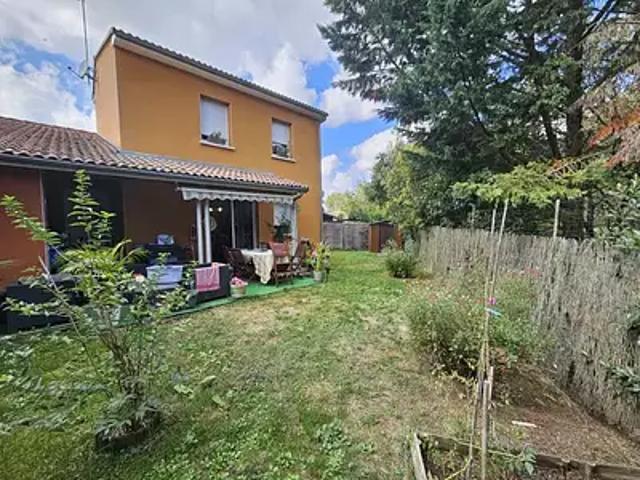 Lavaur 81500 Location maison 5 pièces t5 parking