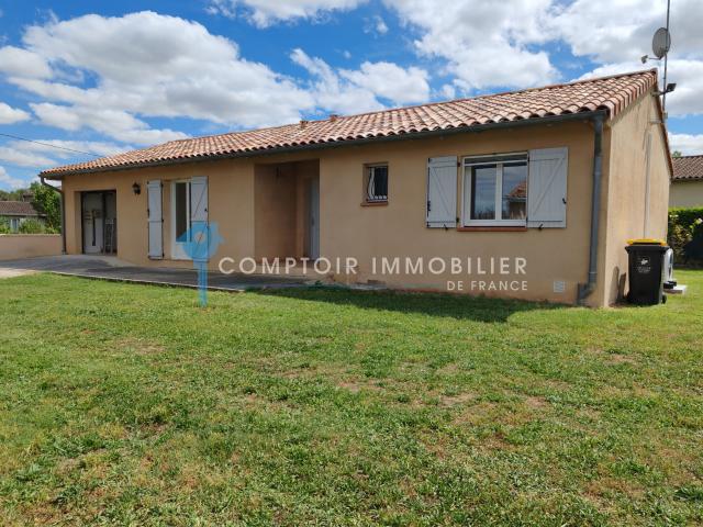 LAVAUR Maison de plain pied entièrement rénovée sur 2 000 m2 de terrain clos