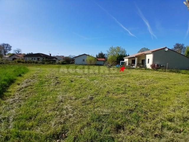 LAVAUR TERRAIN CONSTRUCTIBLE