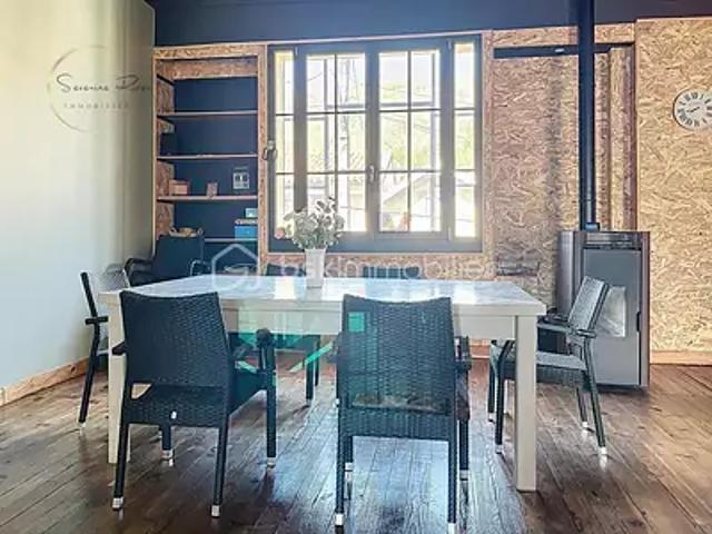 Lavelanet 09300 Achat / Vente maison 7 pièces t7 terrasse