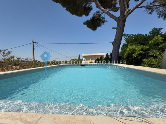 Maison à vendre T4 avec piscine à Martigues sur 646 m2 de te