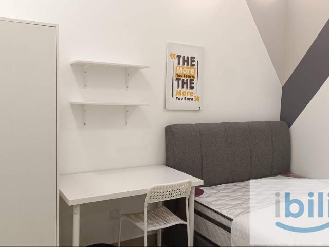 Lavile Medium Room | Near MRT & Sunway College Cheras