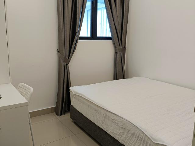 Lavile Medium Room R2 Walk To MRT/LRT Taman Maluri