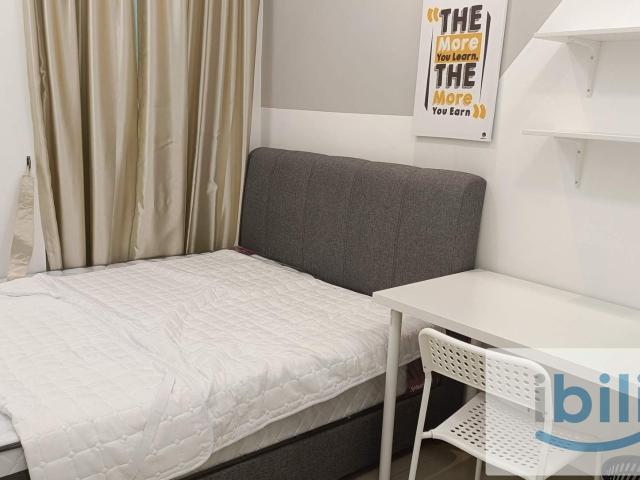 Lavile Medium Room R4 4min to MRT & Velocity Mall Cheras Maluri