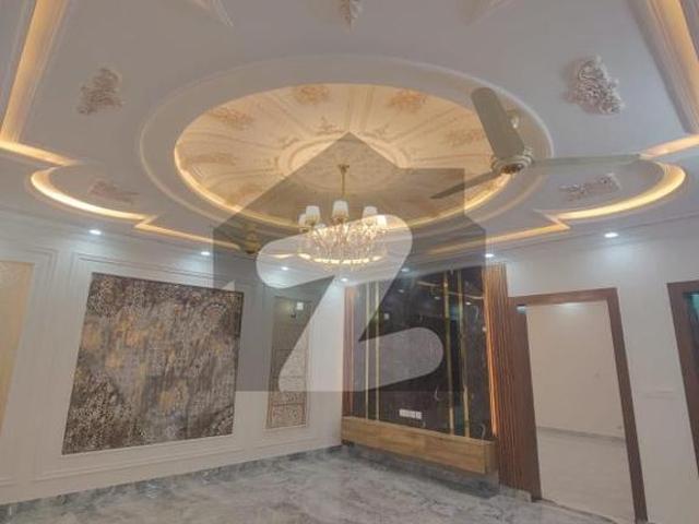 Lavish Bungalow North Nazimabad Block D