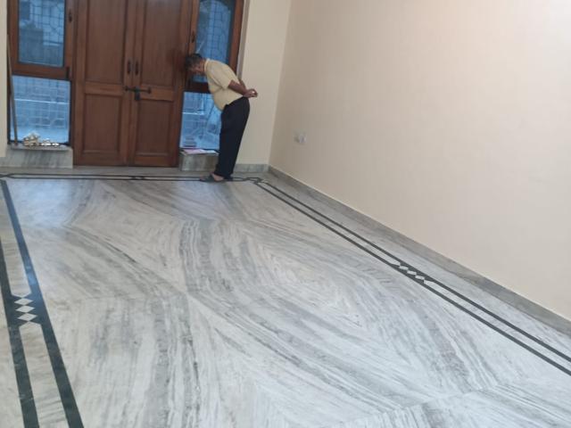 Laxmi Nagar 3 Bedroom 1600 Sq. Ft. Builder Floor in Laxmi Nagar Delhi Listing ID: #9916