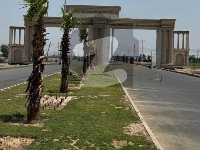LDA City Lahore Block Q 5 Marla Plot Available Near To 150 Feet Pine Avenue Road