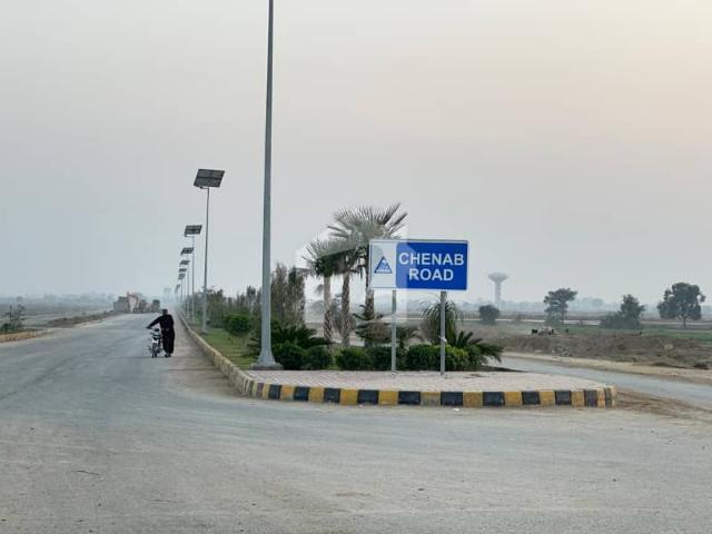 LDA City Lahore _ K block Prime location 10 MARLA Plot For Sale | Near Main Boulevard |Ideal for Investment & Home