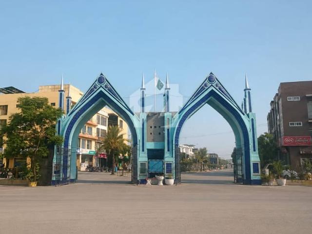LDA Approved 5 marla Corner Possession Plot for sale