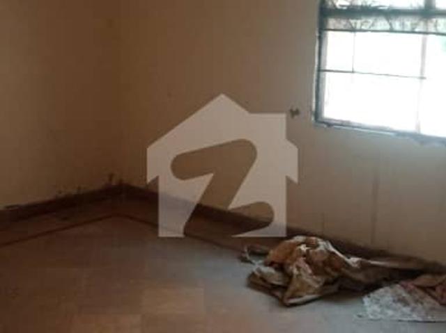 LDA Flat For Sale On Forth Floor In Chinab Block Allama Iqbal Town Lahore