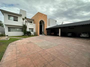LDT Casa con 1019 m² de terreno, 6 recámaras en venta en Fraccionamiento Campestre La Herradura