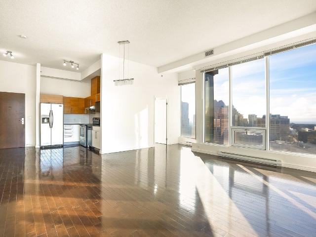 Le 400 Sherbrooke ouest Studio Apartment for Rent at 400 400, Sherbrooke Ouest, Montréal, QC H3A 0A9 Quartier Ville Marie