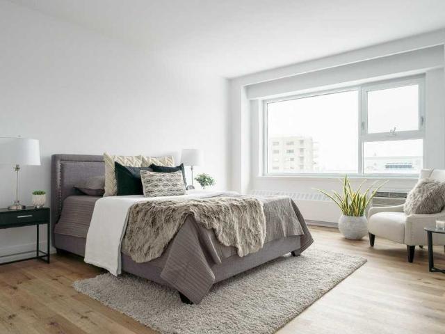 Le 4300 3 Bedroom Apartment for Rent at 4300 Boul De Maisonneuve O, Westmount, QC H3Z 1K8