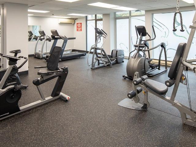 Le 700 St Joseph 2 Bedroom Apartment for Rent at 700 Boul Saint Joseph, Gatineau, QC J8Y 4B1 Hull/Quartier de I'Oree du Parc