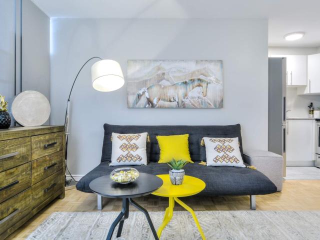 Le 1444 Mackay 1 Bedroom, 1 Bathroom, Den [object Promise] for Rent