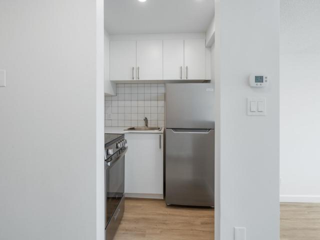 Le 2100 Studio Apartment for Rent