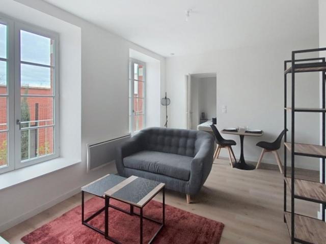 LE 220 CASSELARDIT Toulouse Purpan Ancely