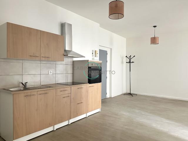 LE T4 NATIONALE {BELSUNCE}