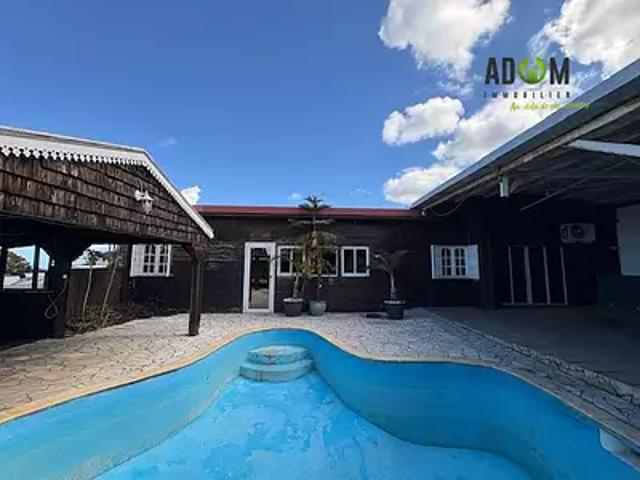 Le Tampon 97430 Achat / Vente maison 5 pièces t5 piscine terrasse