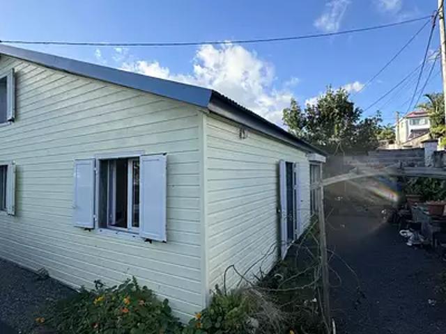 Le Tampon 97430 Achat / Vente maison 9 pièces t9 parking