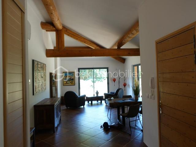 LE THOLONET, magnifique villa de 155m2