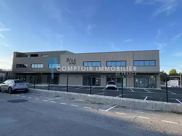 Le Thor 84250 Location divers