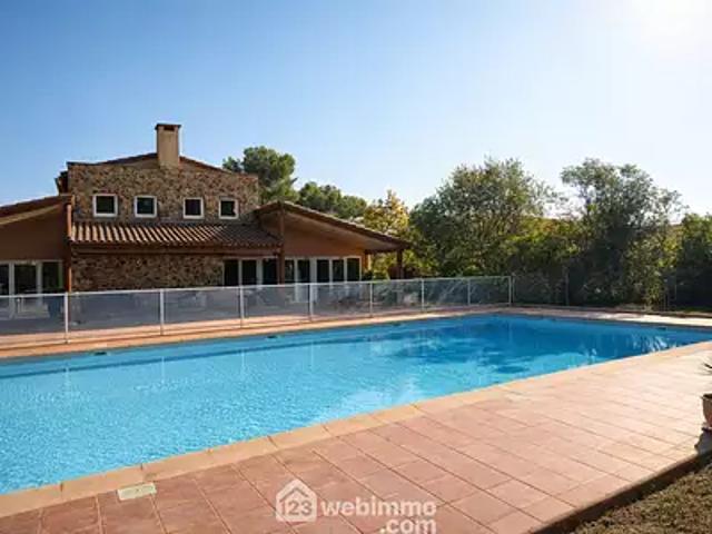 Le Thoronet 83340 Achat / Vente appartement 1 pièce t1 piscine