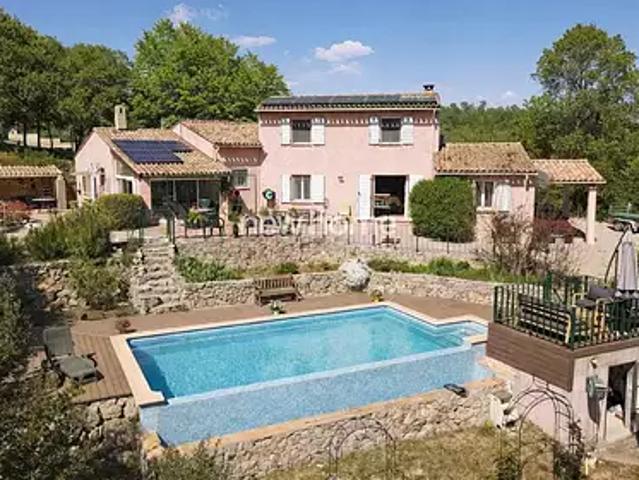 Le Thoronet 83340 Achat / Vente maison 5 pièces t5 piscine