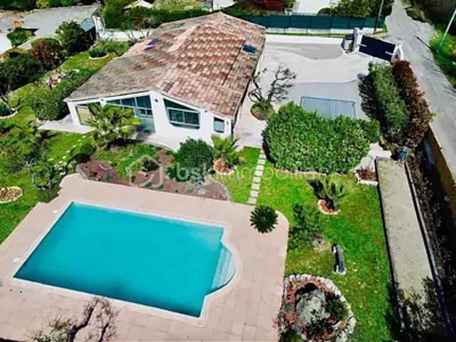 Le Thoronet 83340 Achat / Vente maison 5 pièces t5 piscine terrasse