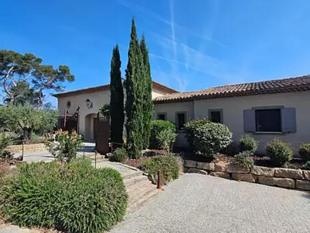 Le Thoronet 83340 Achat / Vente maison 5 pièces t5 piscine jardin