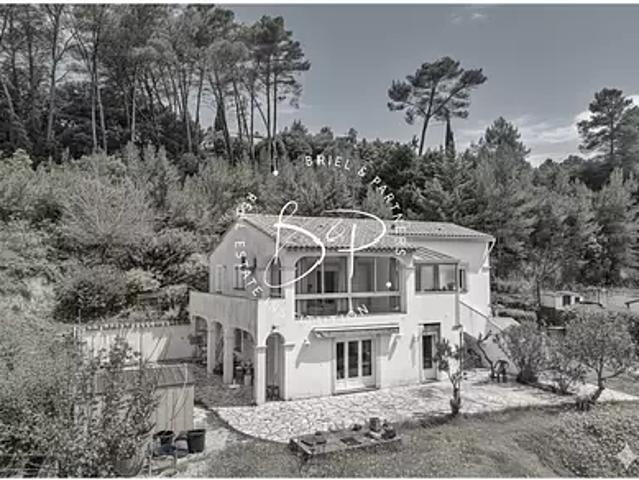 Le Thoronet 83340 Achat / Vente maison 6 pièces t6 parking