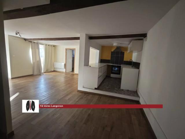 LE TOURNE Maison de ville 3 chambres avec jardin attenant