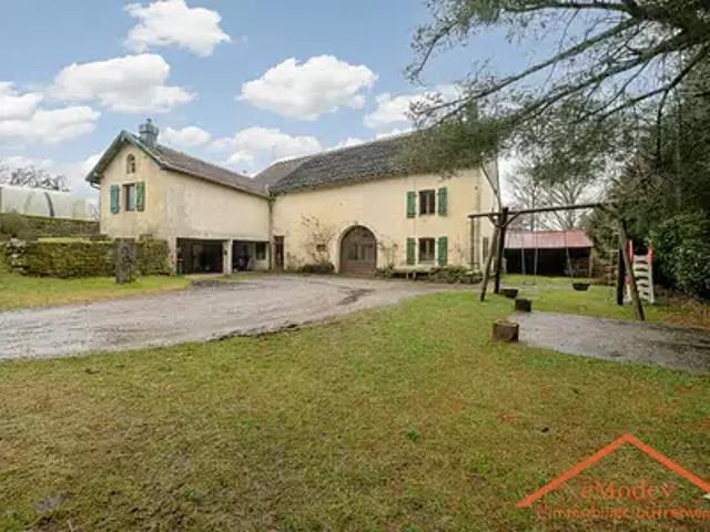 Le Val d'Ajol 88340 Achat / Vente maison 8 pièces t8 parking