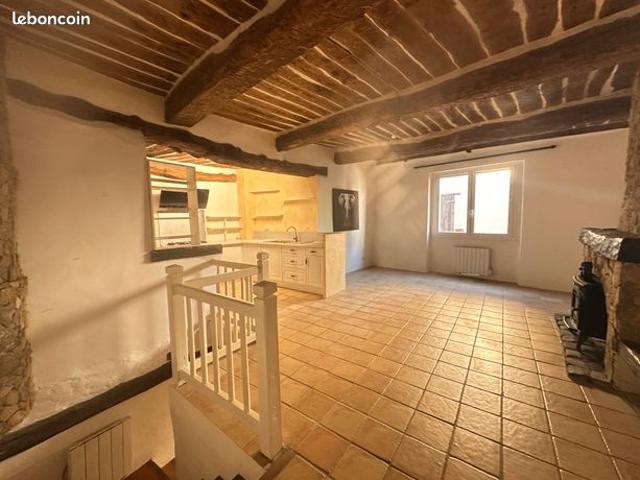 Le Val En Impasse. Maison de village de type 3