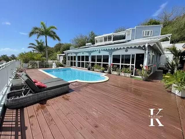 Le Vauclin 97280 Achat / Vente maison 7 pièces t7 piscine parking