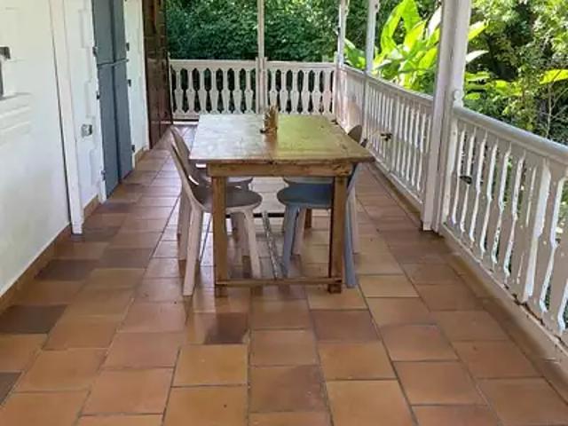 Le Vauclin 97280 Location maison 2 pièces t2 jardin terrasse