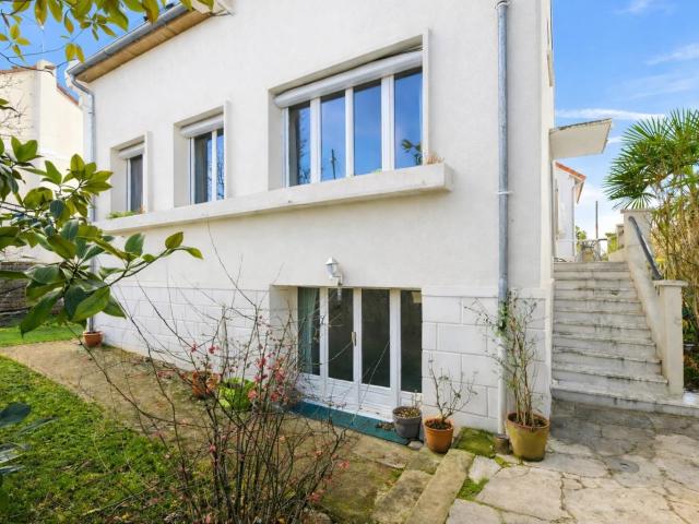 LE VESINET MAISON 6 CHAMBRES TERRAIN 404 M² 12 MN RER