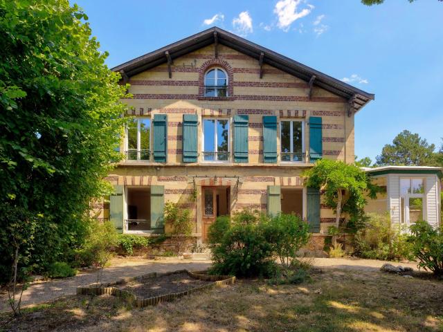 Le Vésinet CENTRE VILLE Maison 4 chambres 134m² Terrain 504m²