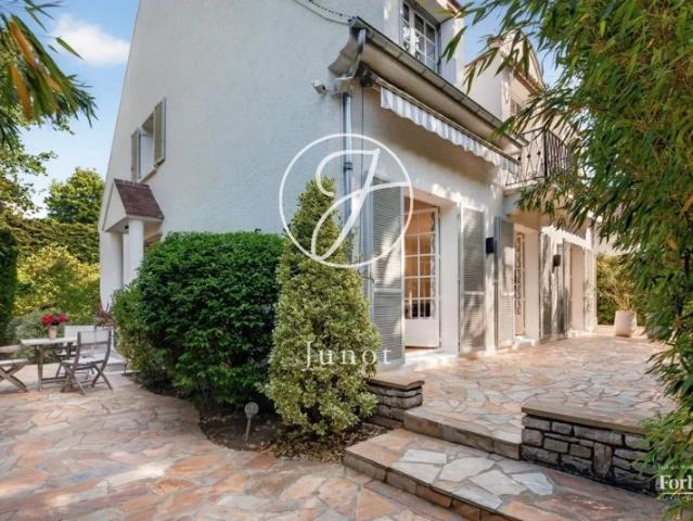 Le Vésinet CHARMETTES Maison 5 chambres 207m² Terrain de 757m²