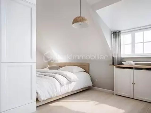 Le Vésinet 78110 Achat / Vente appartement 2 pièces t2 au dernier étage cave