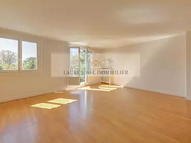 Le Vésinet 78110 Achat / Vente appartement 4 pièces t4 au dernier étage