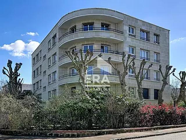 Le Vésinet 78110 Achat / Vente appartement 4 pièces t4 terrasse cave